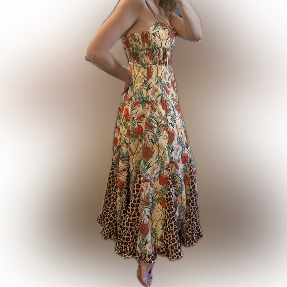 Anthropologie brand festive printed maxi dress fits a size 6 - Picture 4 of 4